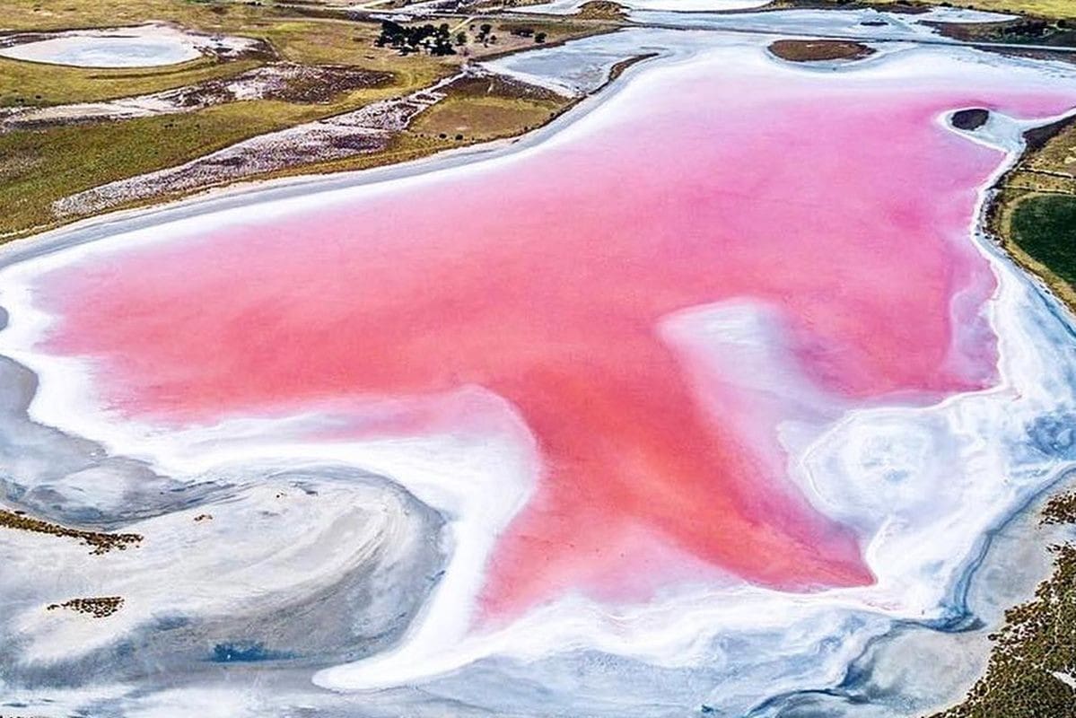 The Pink Lakes Of Australia - Why They're Pink and Where To Find Them