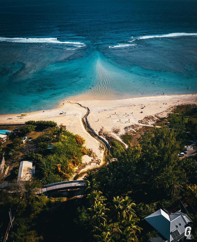 Aerial views over the beach and luxury houses in the  Reunion Island - The Best Islands In France For a Luxury Getaway