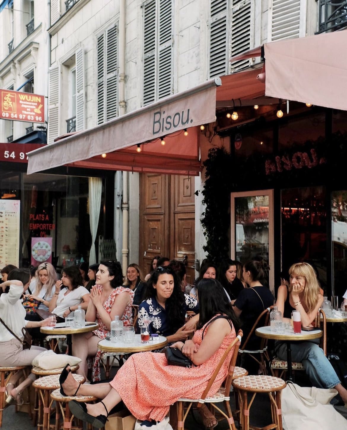 Bisou - 20 Best Bars in Paris