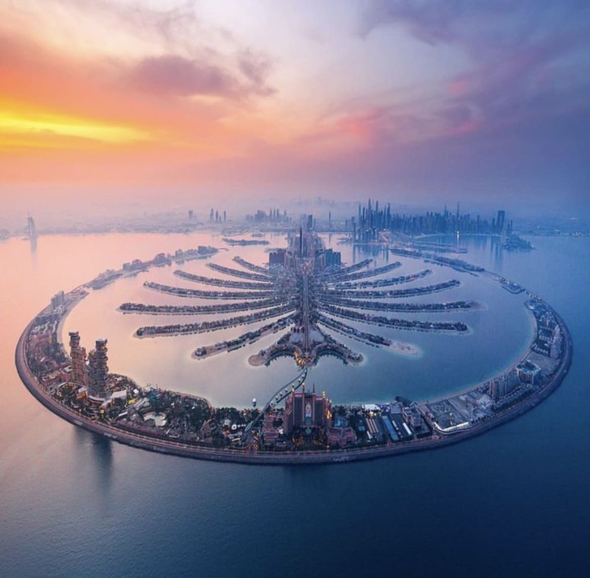 Palm Jumeirah - 20 Awesome Things To Do In Dubai
