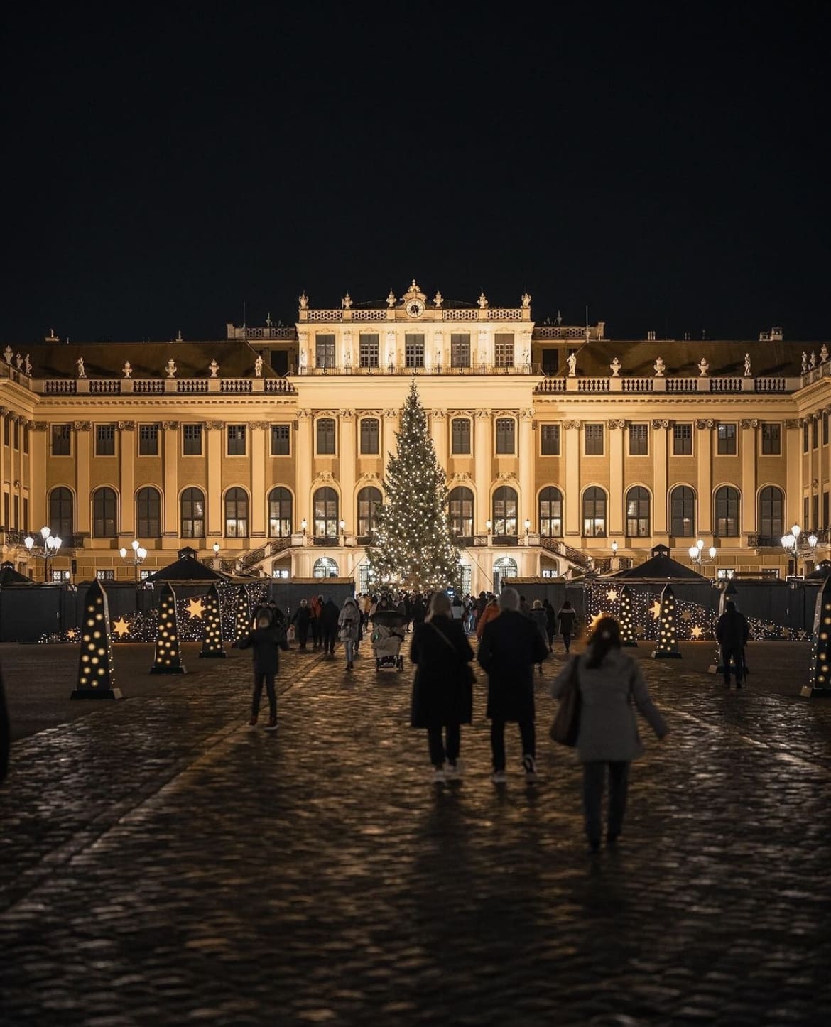 Schönbrunn Palace Market