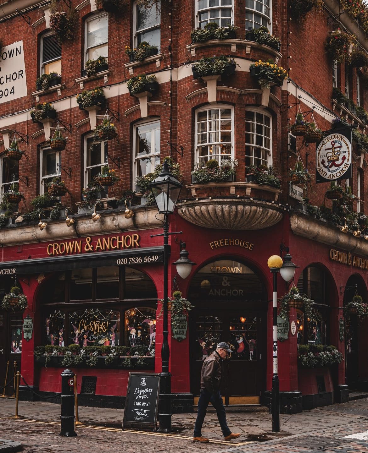 Christmas vibes in Covent Garden