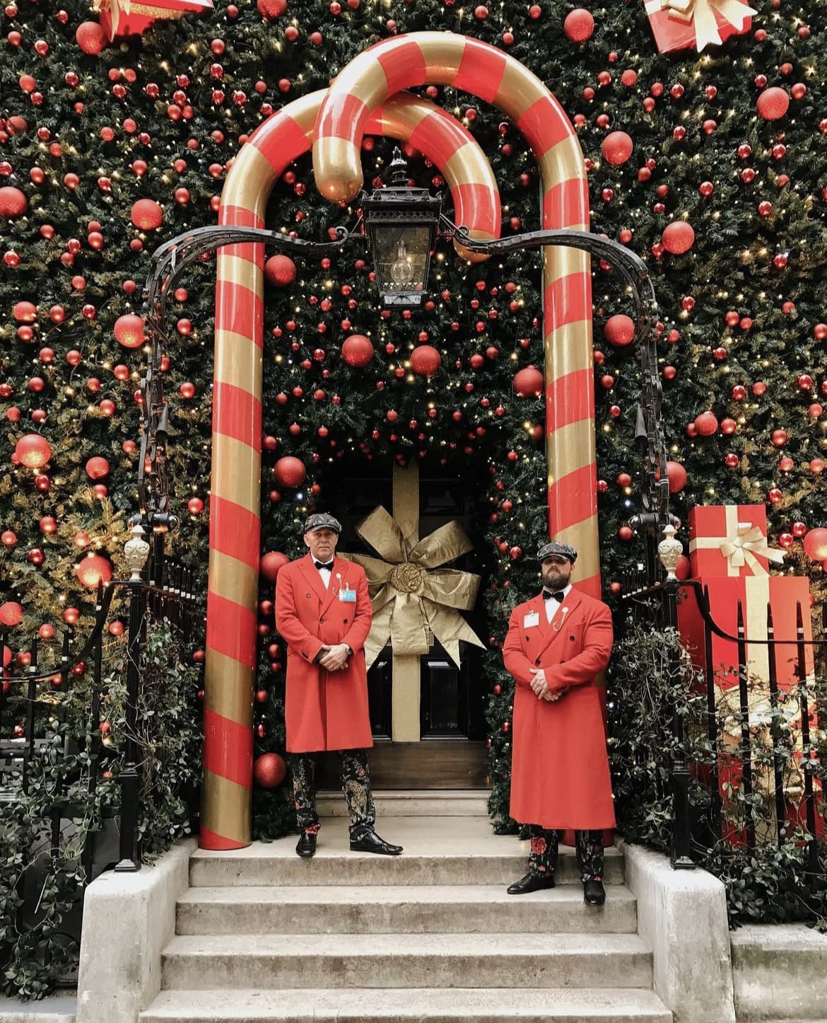 The ultimate Christmas doorway