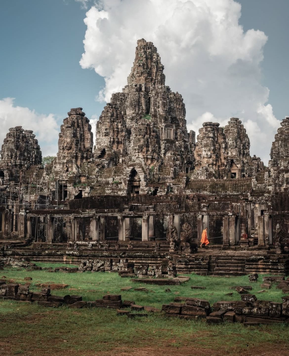 Bayon Temple - 10 Ancient & Beautiful Temples In Cambodia