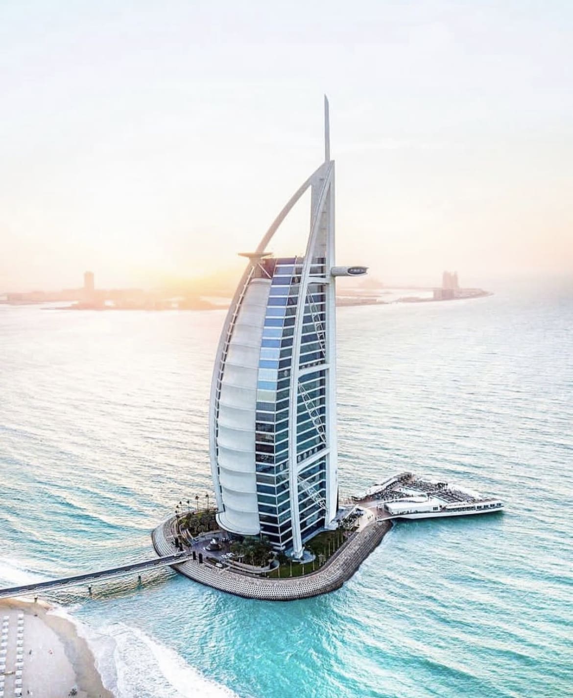 Dubai, UAE: Where Luxury Meets Adventure