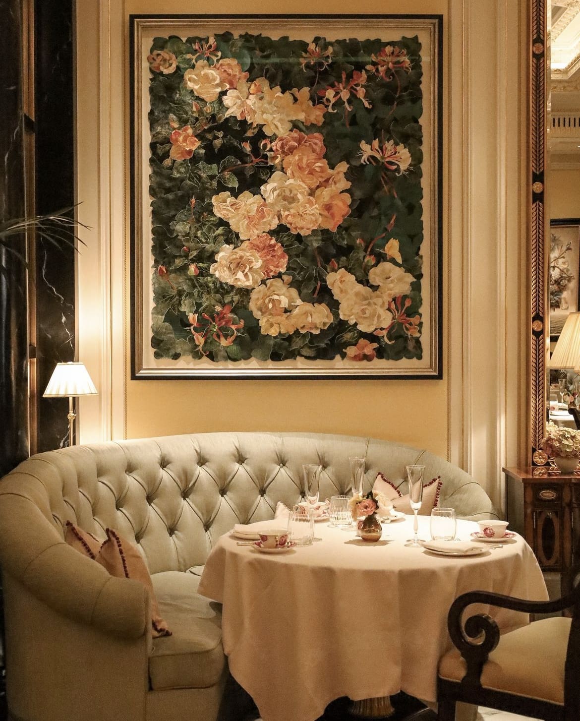 The Dorchester: Timeless Glamour in the Heart of Mayfair - 5-Star Hotels in London