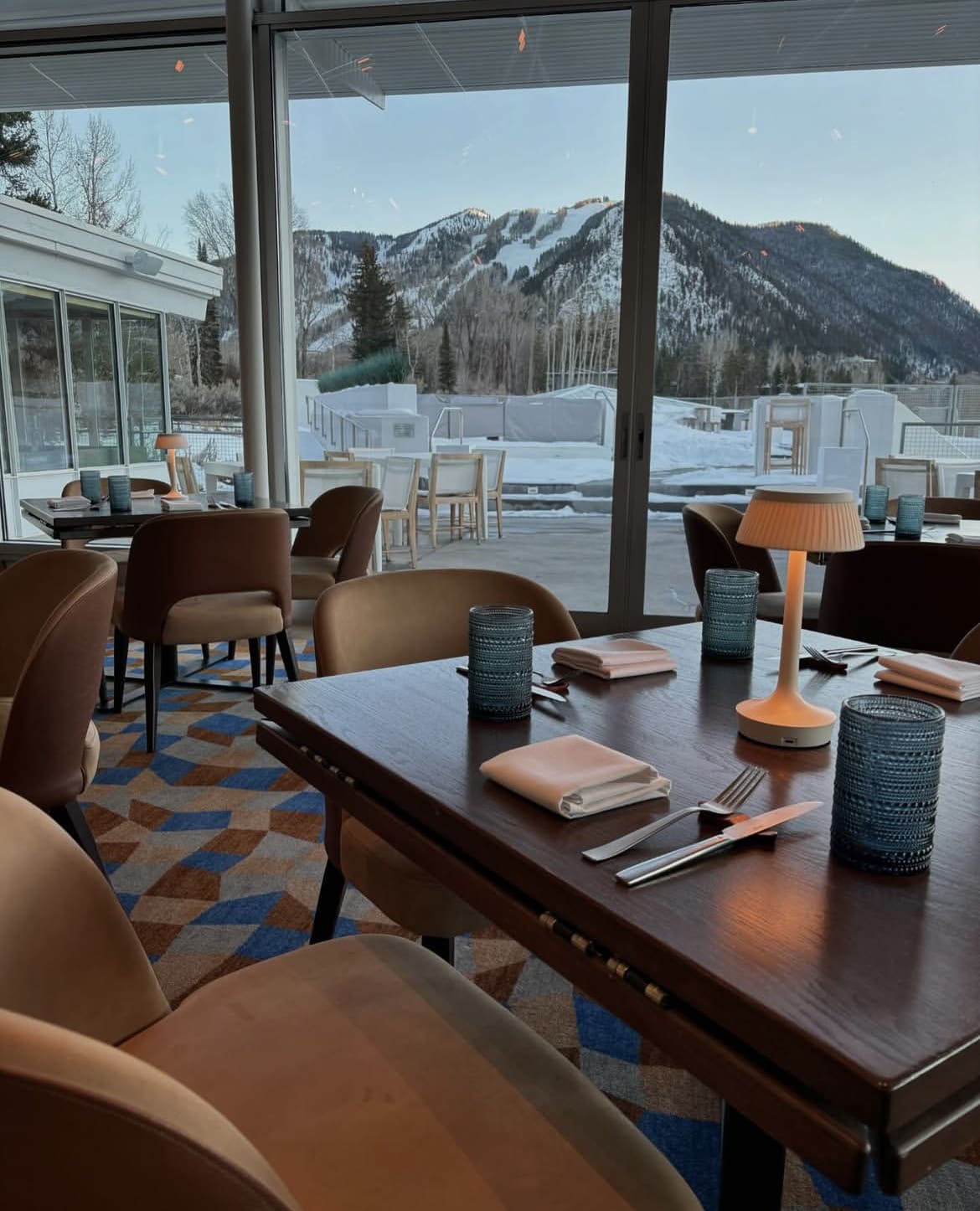 Aspen Meadows Resort: A Bauhaus Retreat