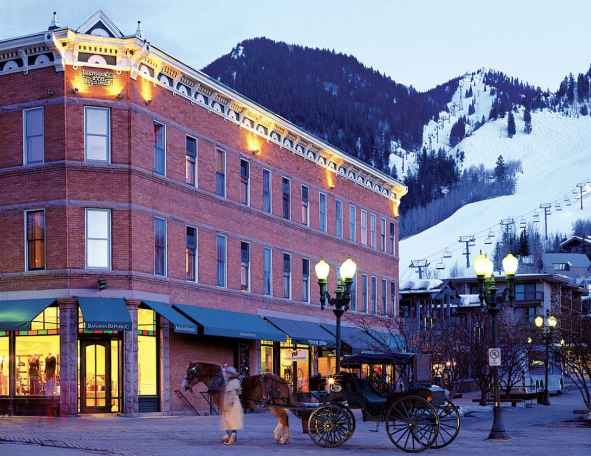 Independence Square Hotel: Historic Boutique Charm