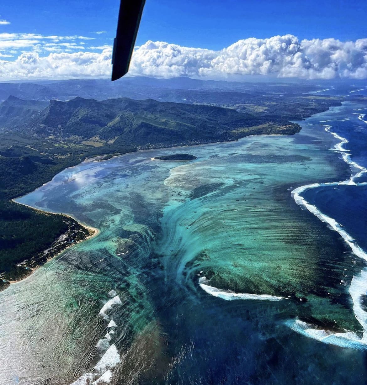 Underwater waterfall of Mauritius